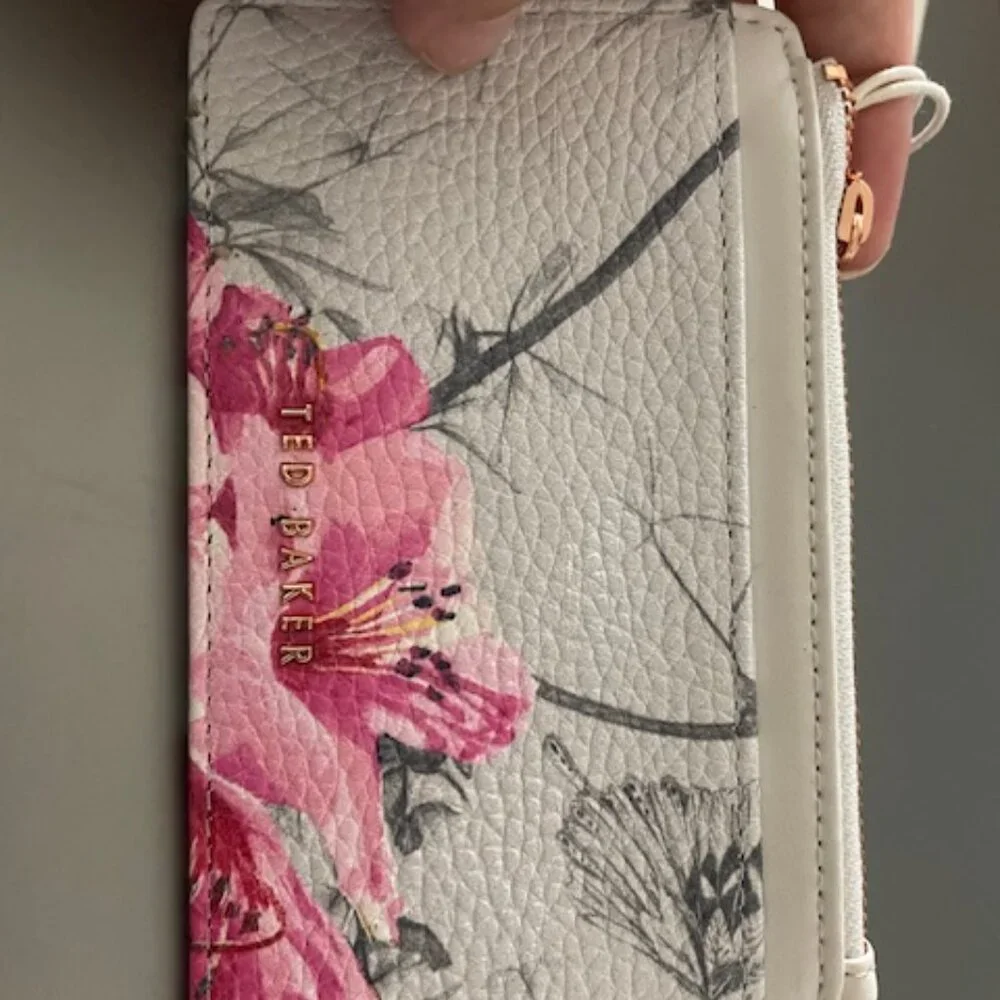 BRAND NEW Michael Kors Phone Case Wallet and Ted Baker Card Holder - Picture 15 of 16